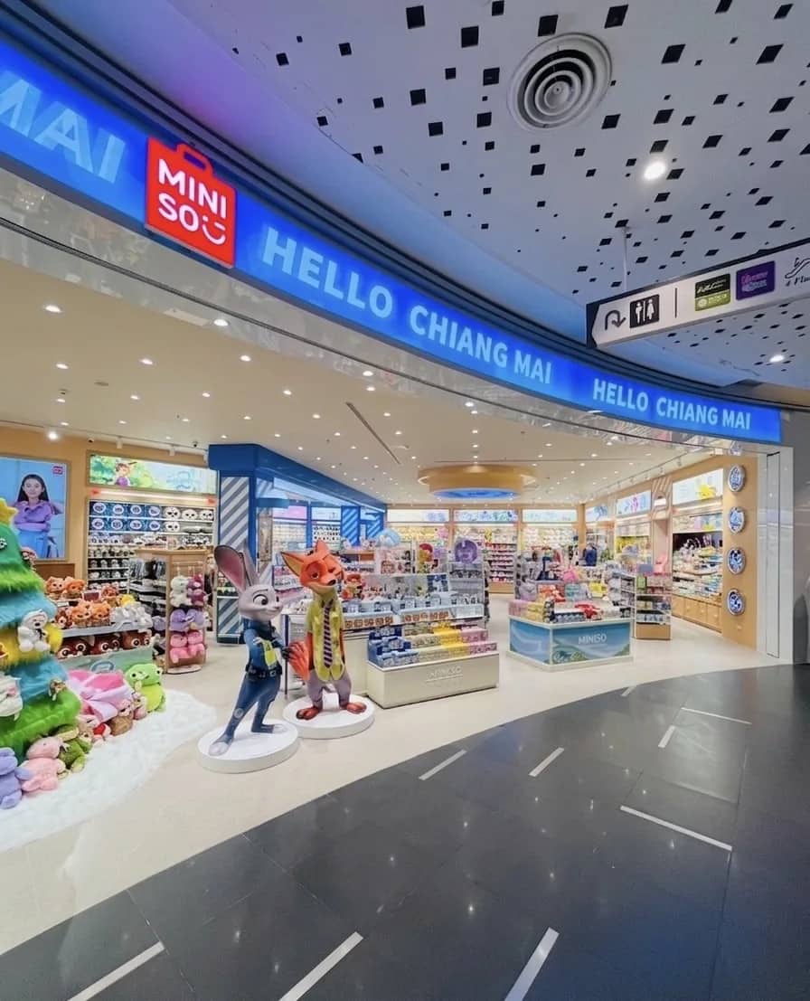 ร้านแฟรนไชส์ MINISO ที่ตกแต่งตามมาตรฐาน CI Guideline ของแบรนด์