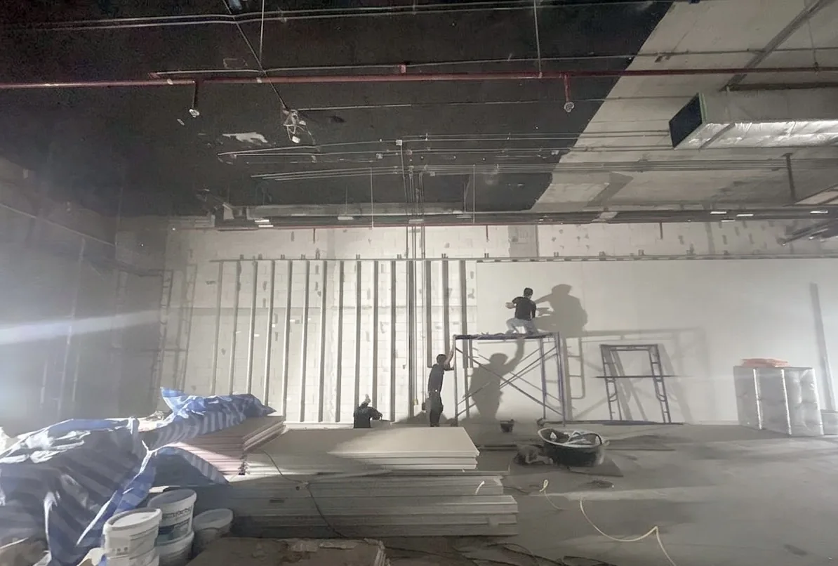 ก่อนตกแต่ง MINISO — Central Chiang Mai