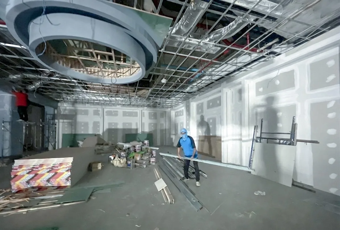 ก่อนตกแต่ง MINISO — MAYA Chiang Mai